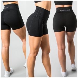 Alphalete Revival Shorts Black